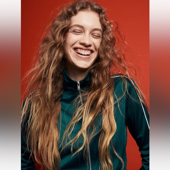 H&M Green Track Top - Picture 8 of 9